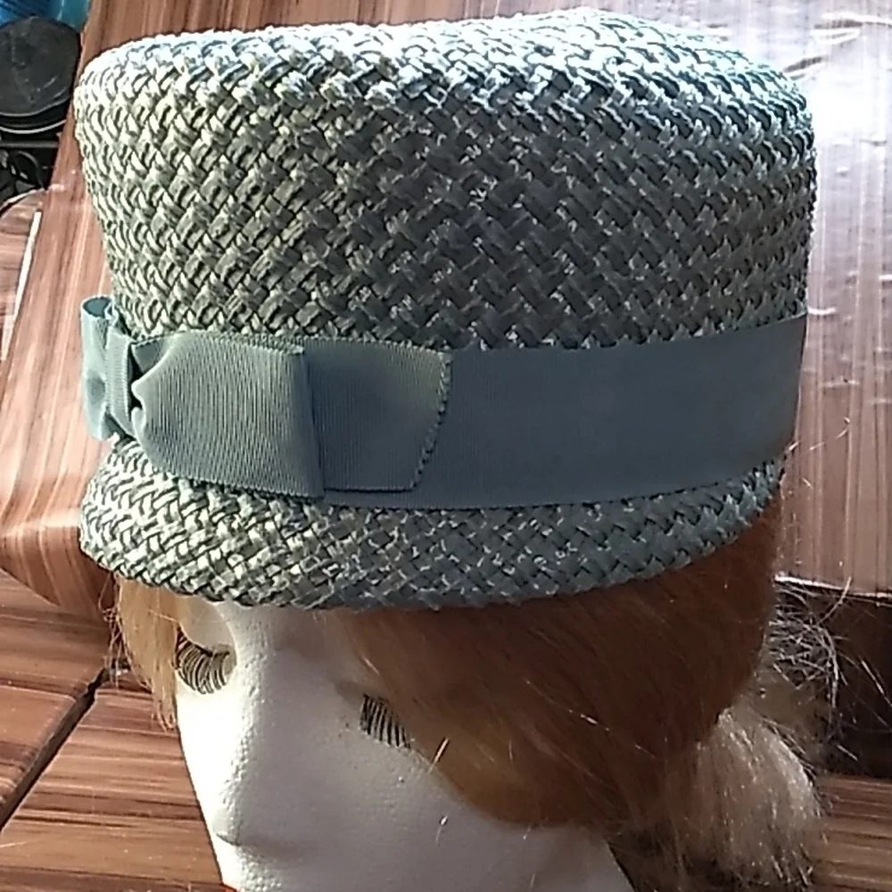 Vintage 1960s blue ladies hat - Picture 2 of 7